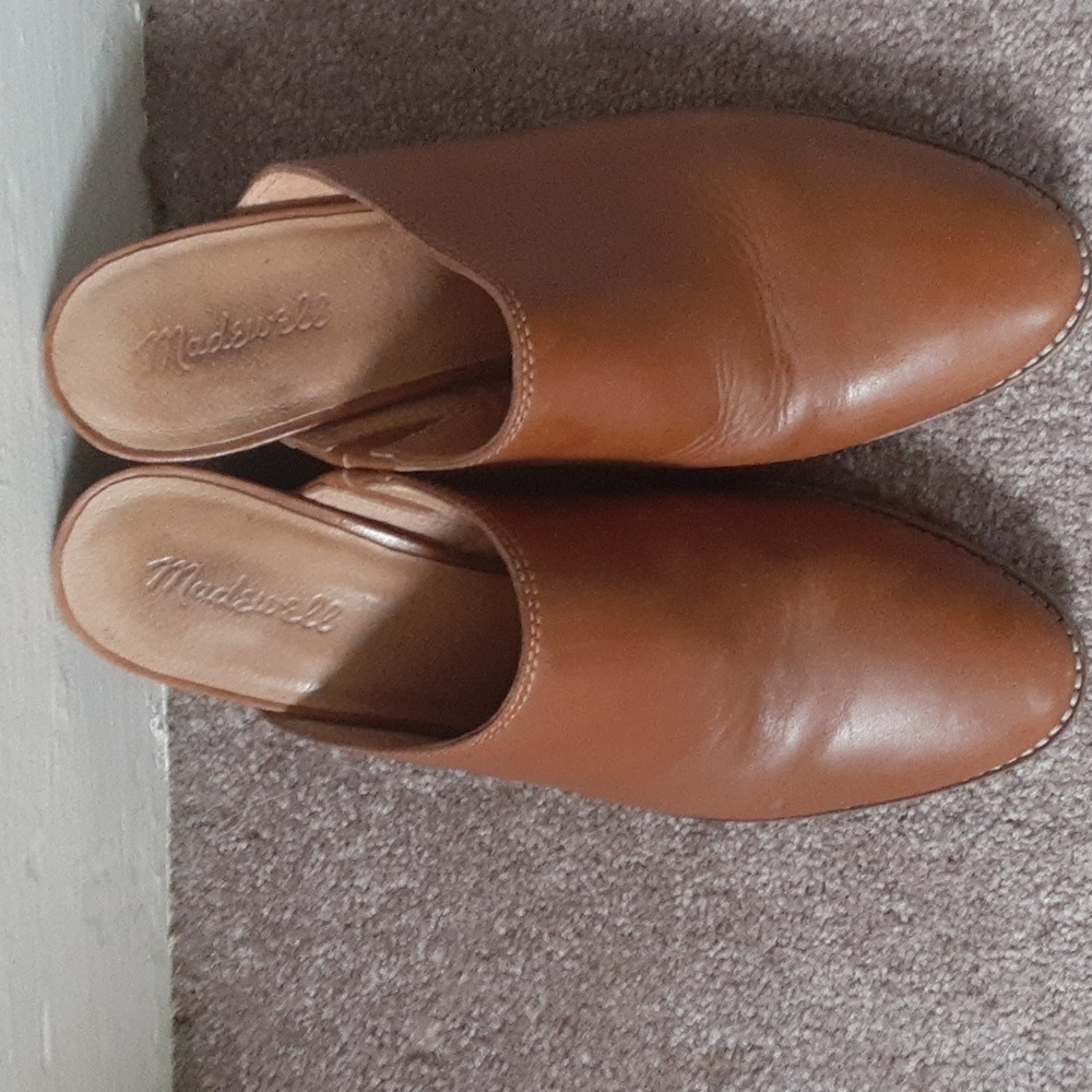 Good condition Madewell Harper mules, tan, sz 10
